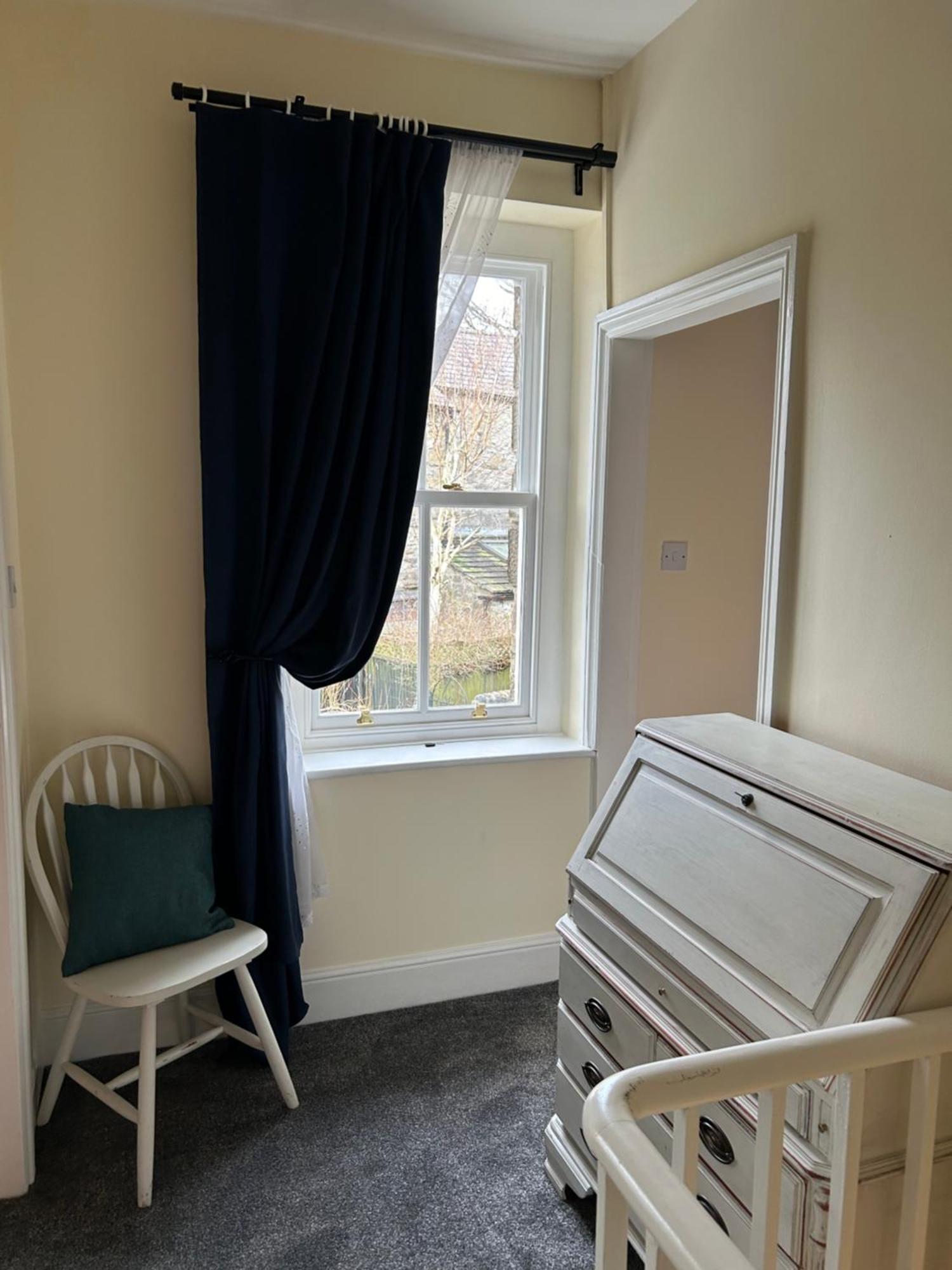 The Buxton Retreat A Luxurious 3-Storey Townhouse With Four Poster Bed And Double Jacuzzi Bath" المظهر الخارجي الصورة